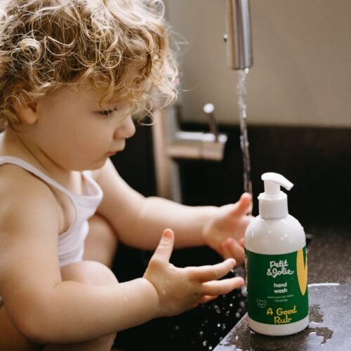 EU8A7346 SQUARED Håndsæbe til Sensitiv Hud (250 ml)
